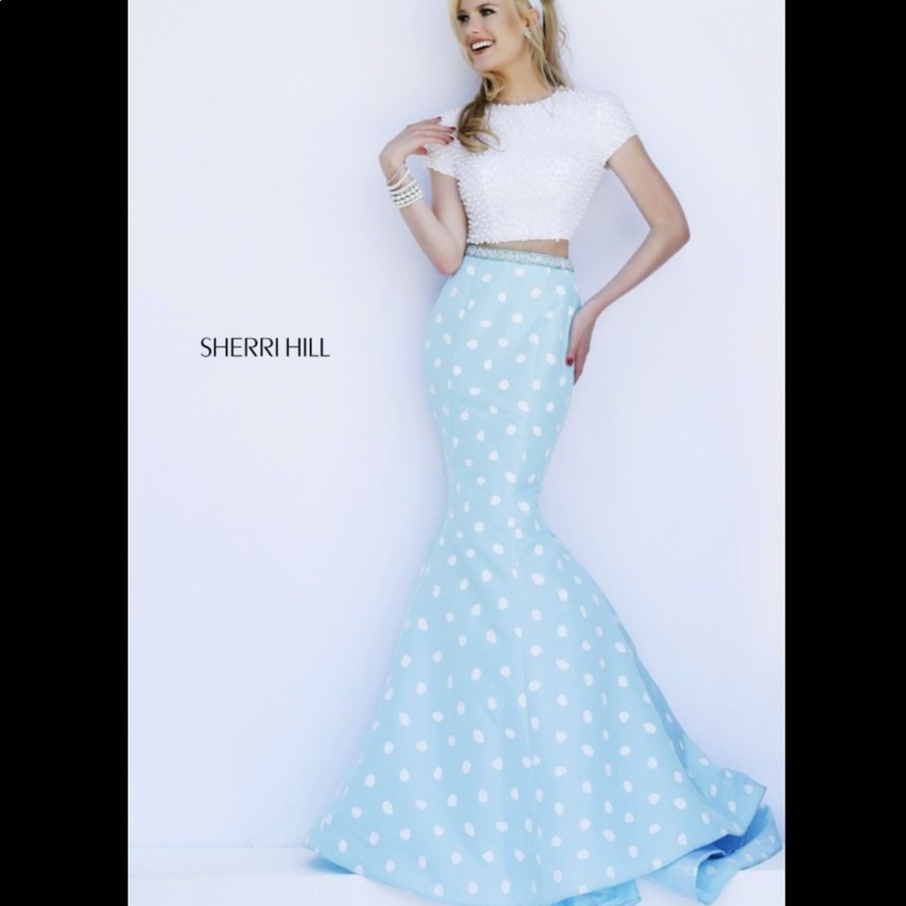 SHERRI HILL BLUE POLKADOT DRESS PEARL TOP